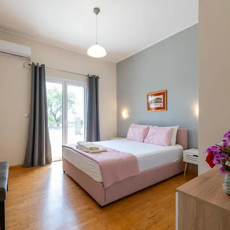 Vrysoula アパート